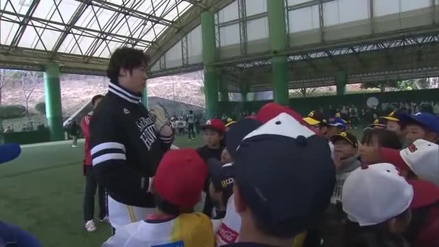 福岡ソフトバンクホークスの選手が野球教室　地元の小学生など約250人指導受ける【佐賀県嬉野市】